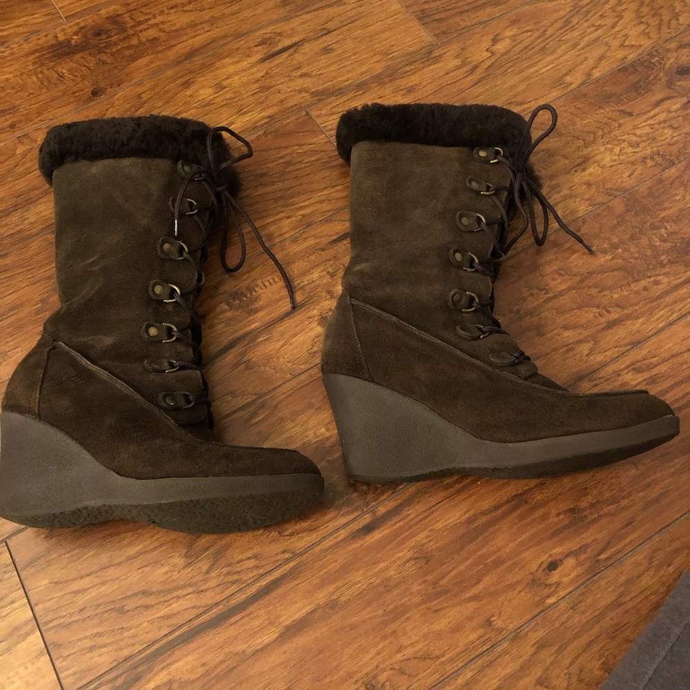 Bearpaw boots